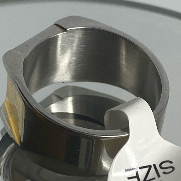 Atlantic Two-Toned Ring! 11 - Picture 8 of 10